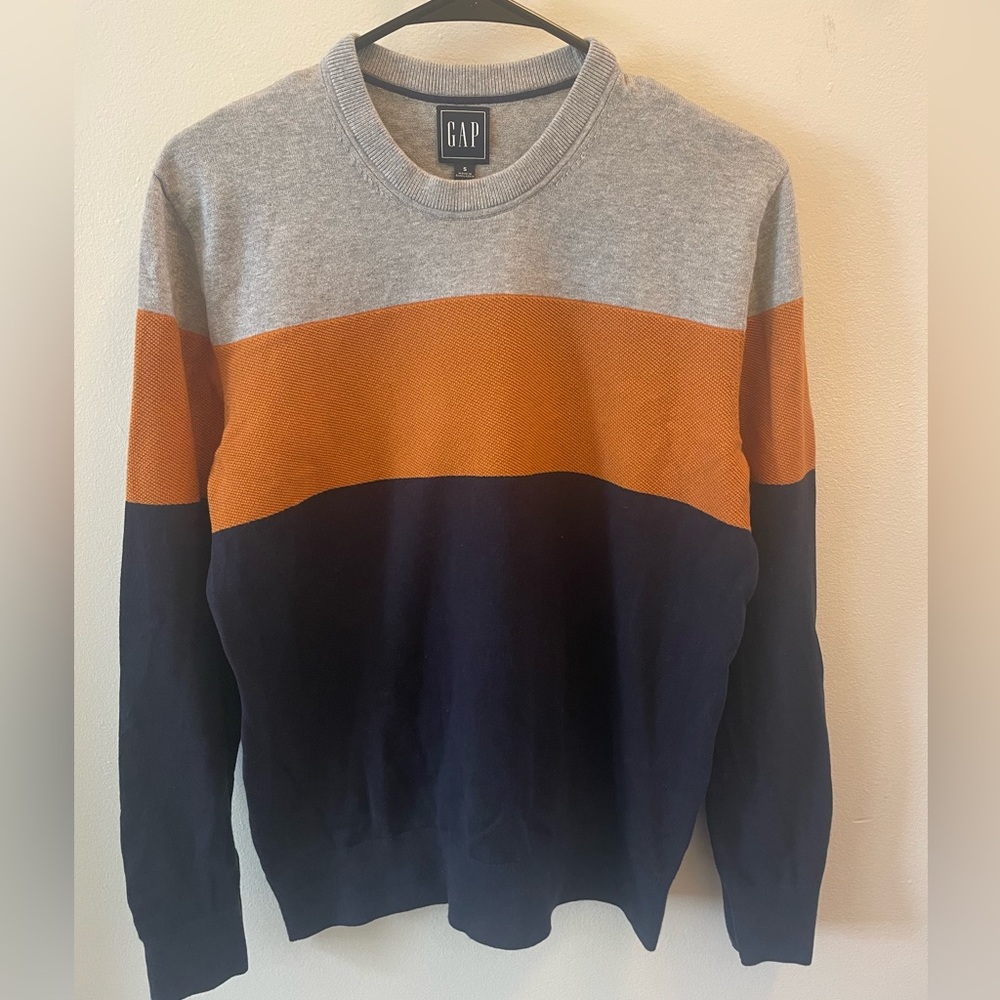 GAP multi color sweater - Small - Like New!